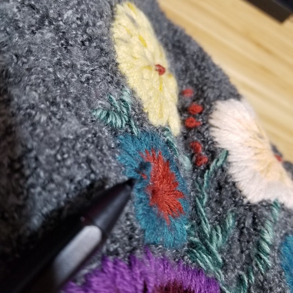 Denim 24/7 Gray Sweater with Floral Embroidery - Picture 5 of 10